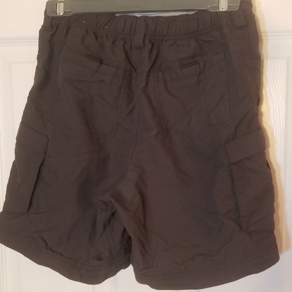 REI size 2 womens cargo style hiking shorts, gray - Picture 2 of 5